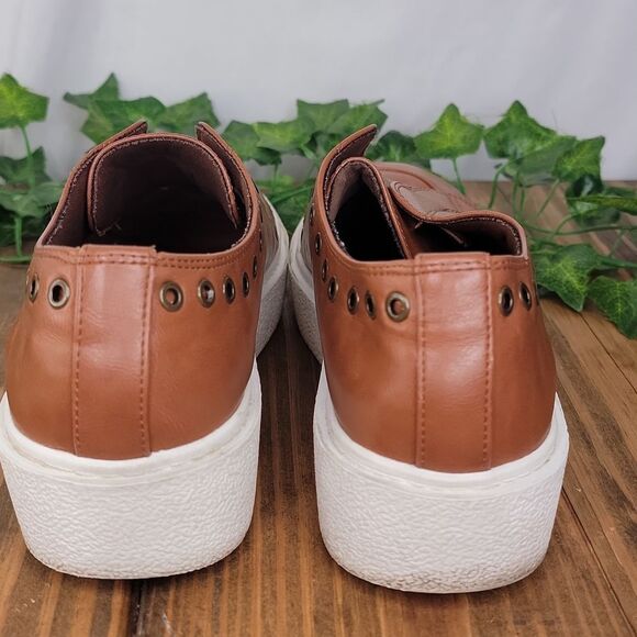 Coconuts By Matisse. Women's Brown Slip-On Sneakers. Size 8. - Picture 4 of 9